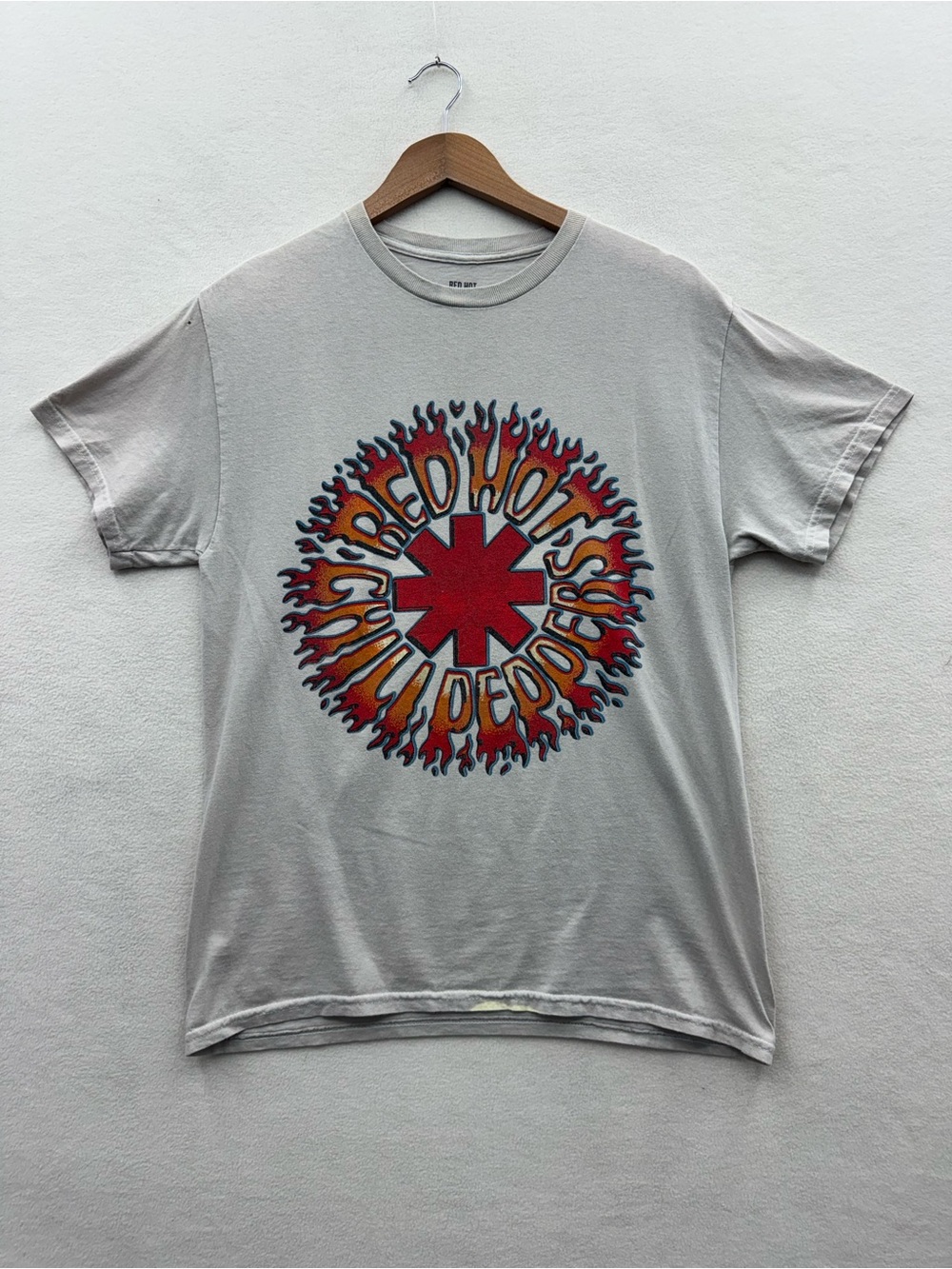 Red Hot Chili Peppers Men’s S/M T-Shirt Oakland Arena